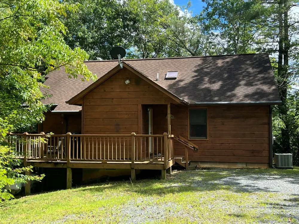 124 Bradford Drive Marble, NC 28905