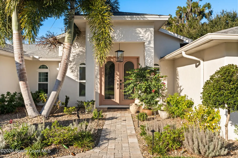 1591 Cardinal Court Winter Park, FL 32789