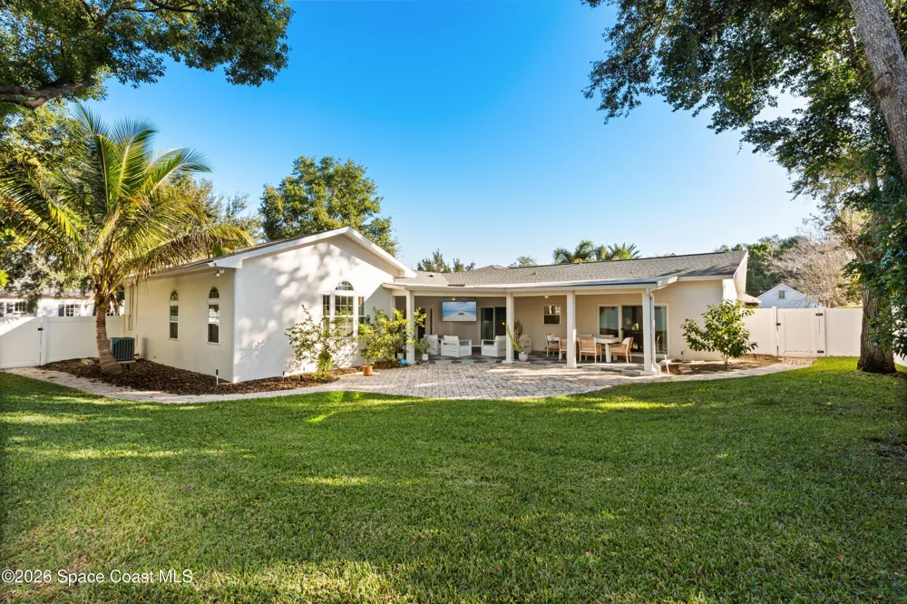 1591 Cardinal Court Winter Park, FL 32789