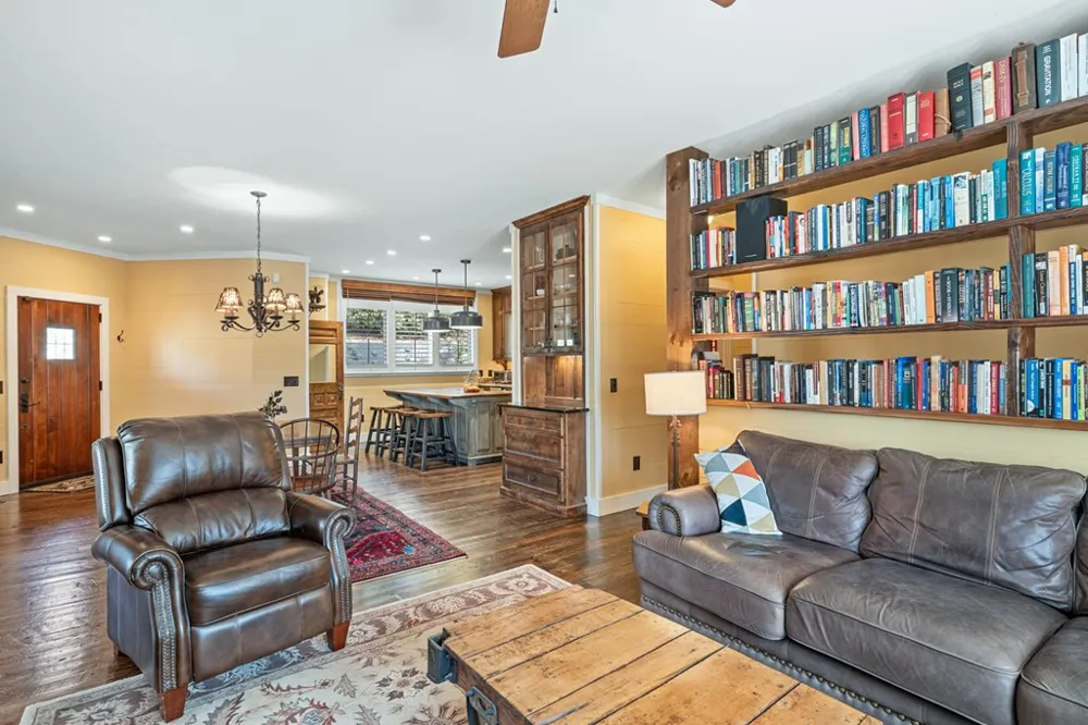 56 Cross Creek Trail Robbinsville, NC 28771