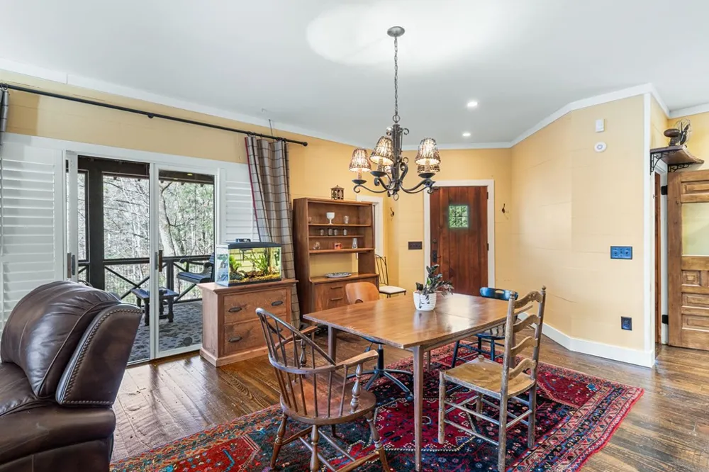 56 Cross Creek Trail Robbinsville, NC 28771