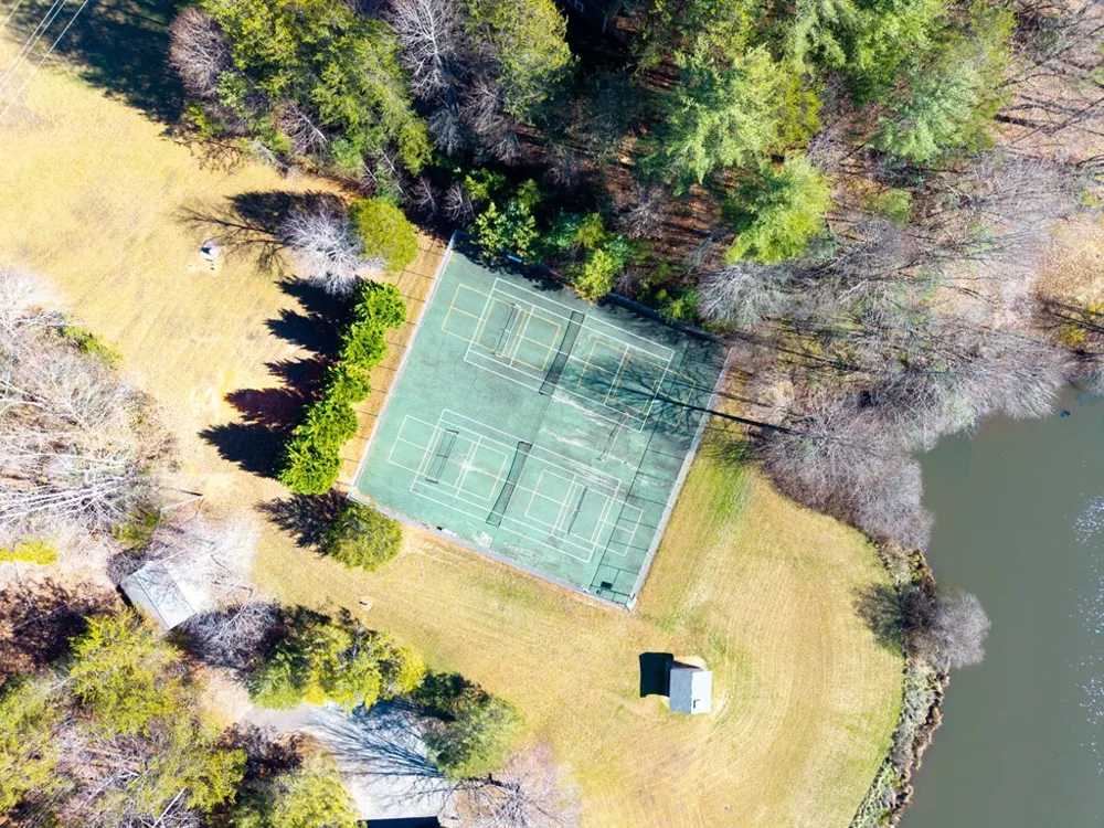 56 Cross Creek Trail Robbinsville, NC 28771