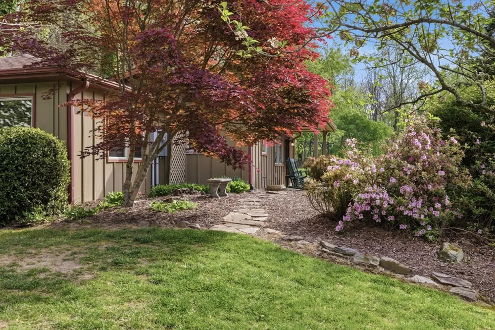 6203 Airport Road Andrews, NC 28901