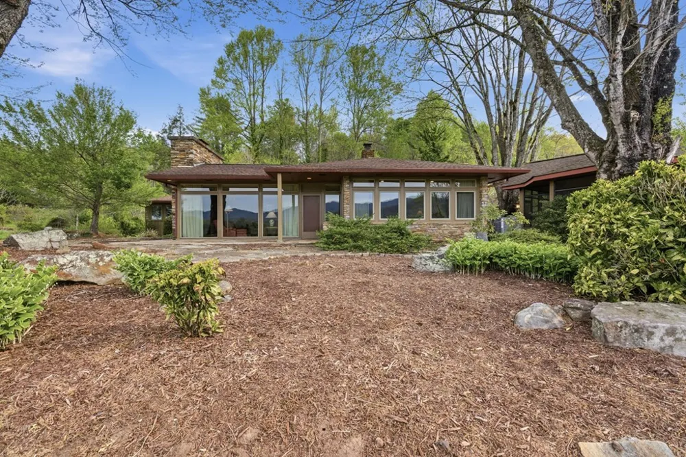6203 Airport Road Andrews, NC 28901