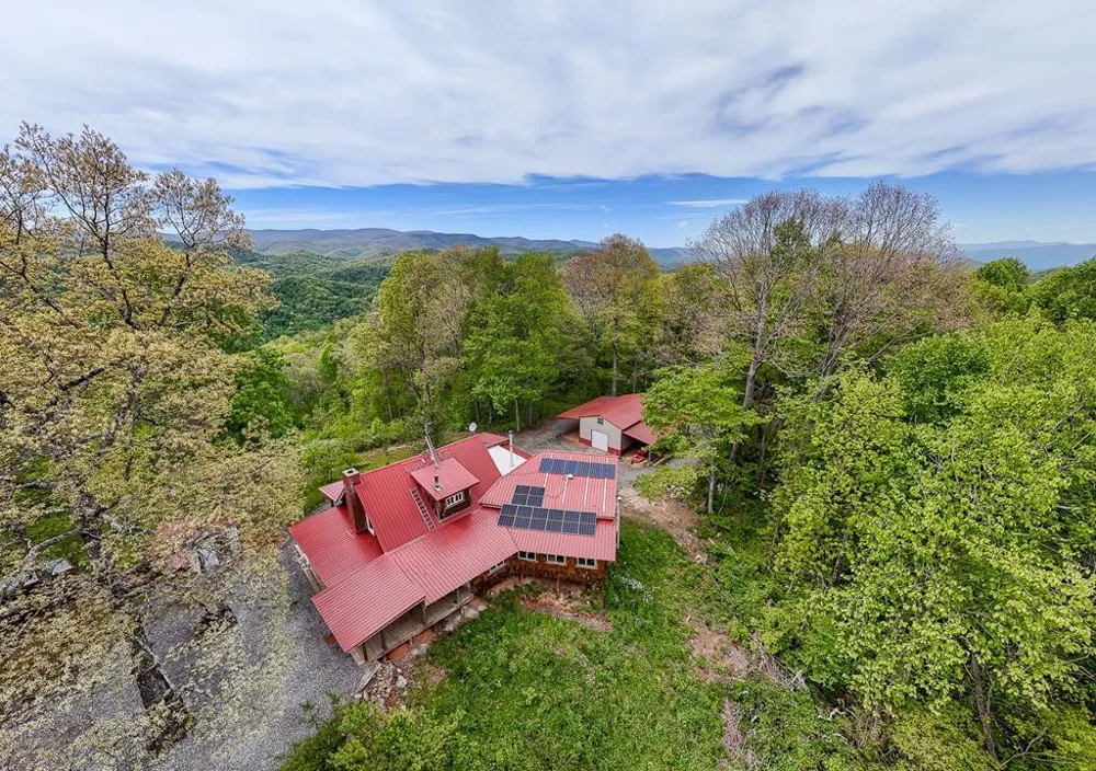 795 Porterfield Gap Road Robbinsville, NC 28771