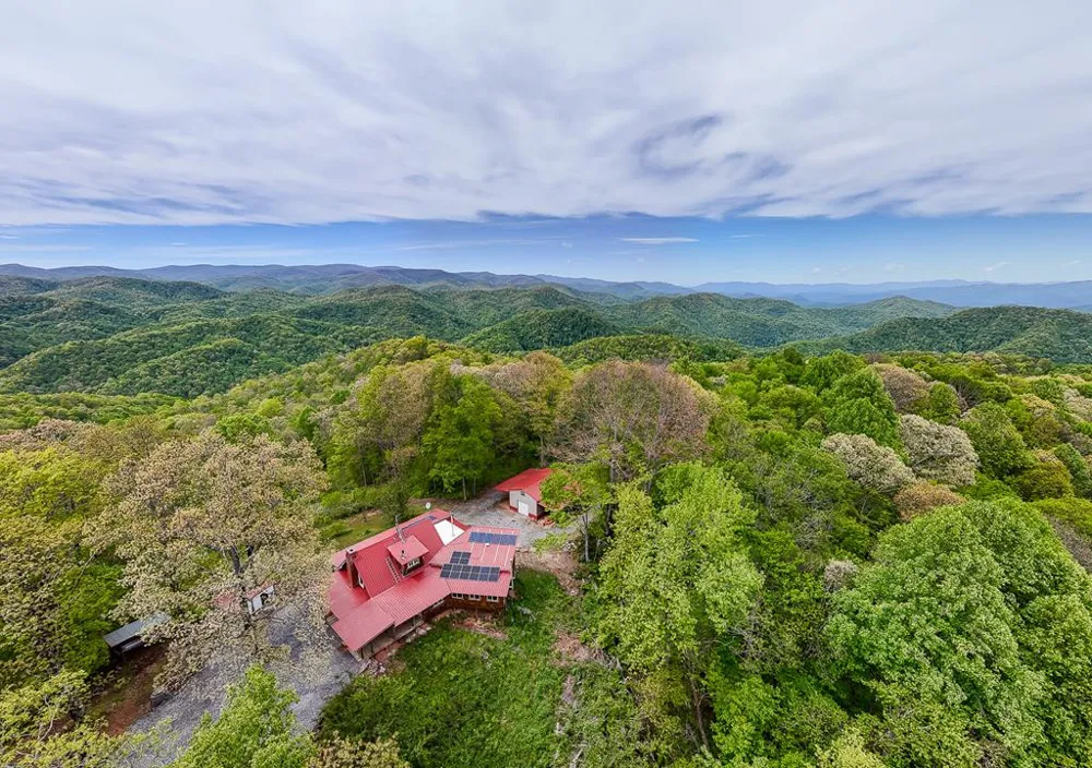 795 Porterfield Gap Road Robbinsville, NC 28771