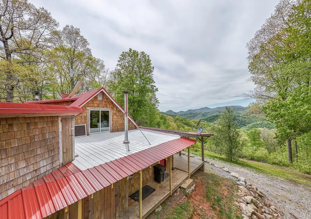 795 Porterfield Gap Road Robbinsville, NC 28771