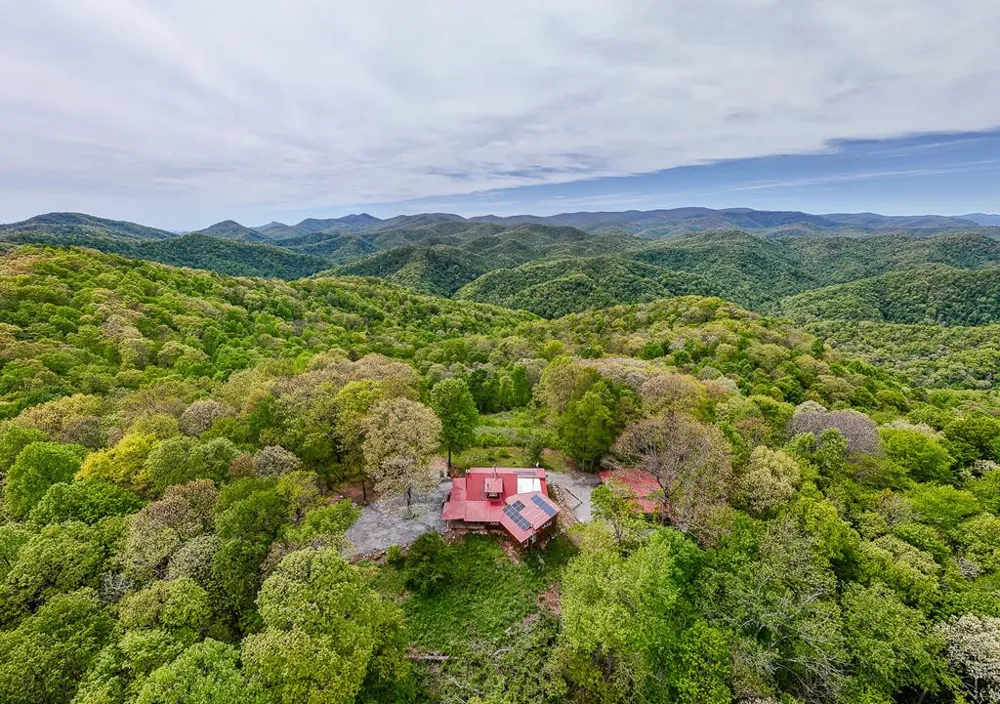 795 Porterfield Gap Road Robbinsville, NC 28771