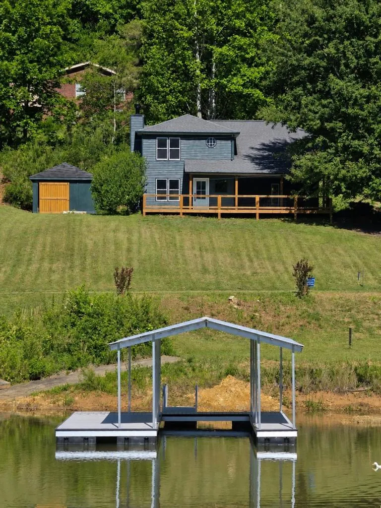 233 Bradshaw Road Hiawassee, GA 30546