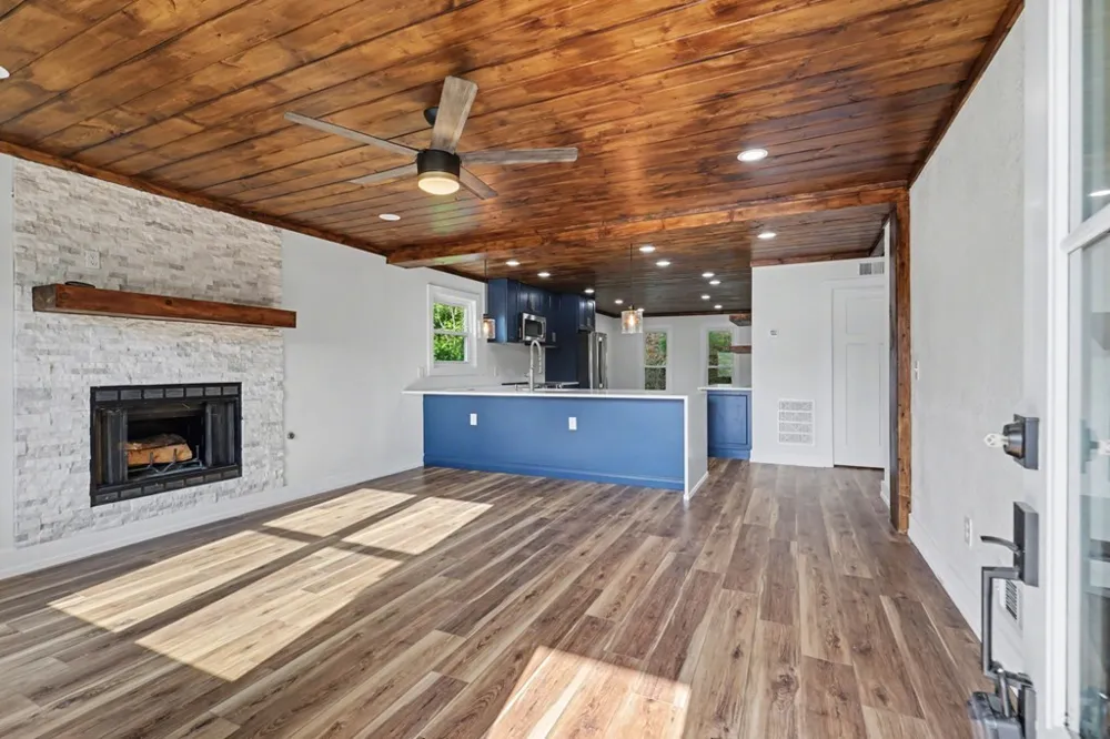 233 Bradshaw Road Hiawassee, GA 30546