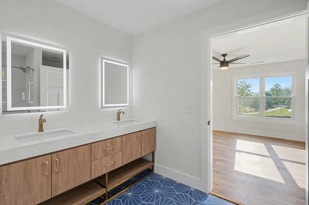 233 Bradshaw Road Hiawassee, GA 30546