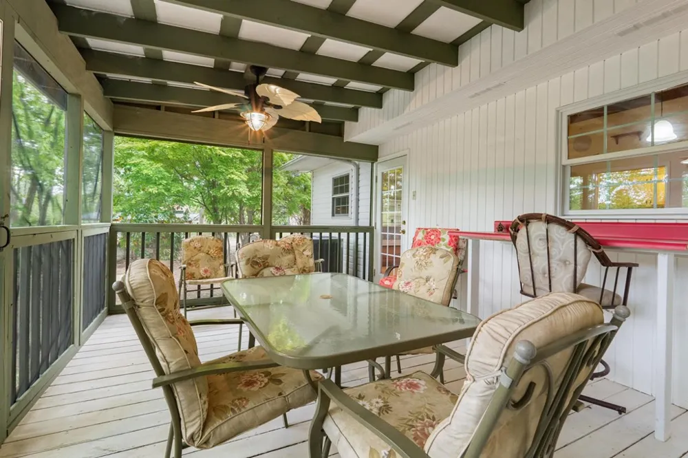 59 Tusquittee Creek Lane Hayesville, NC 28904