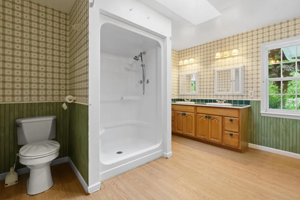 59 Tusquittee Creek Lane Hayesville, NC 28904