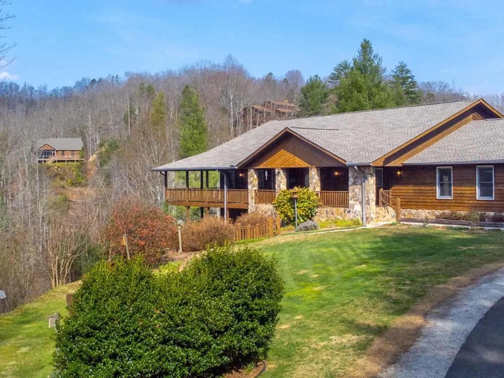 750 Double Springs Drive Almond, NC 28702