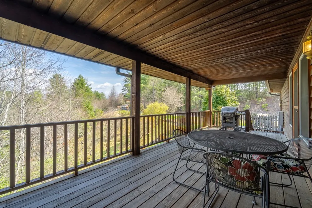 750 Double Springs Drive Almond, NC 28702