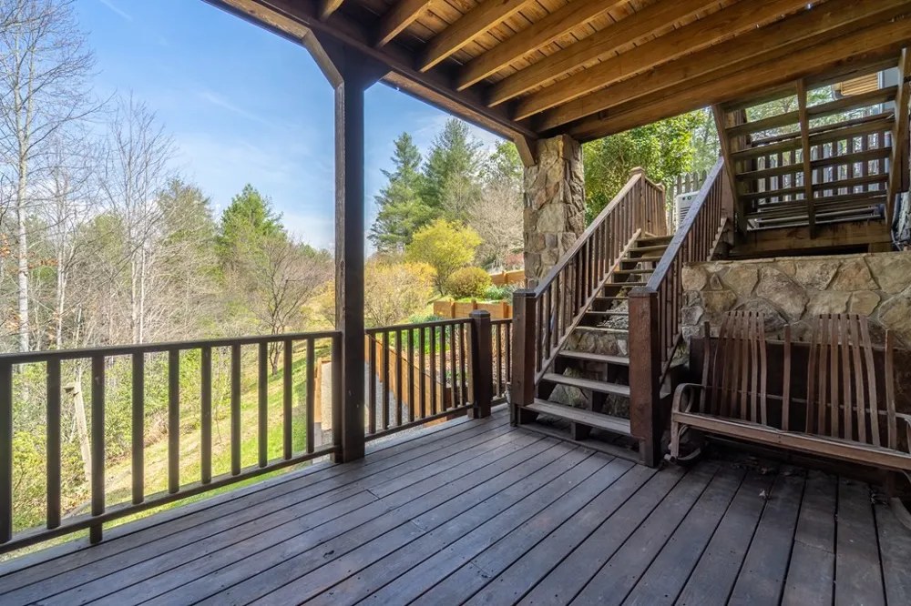 750 Double Springs Drive Almond, NC 28702