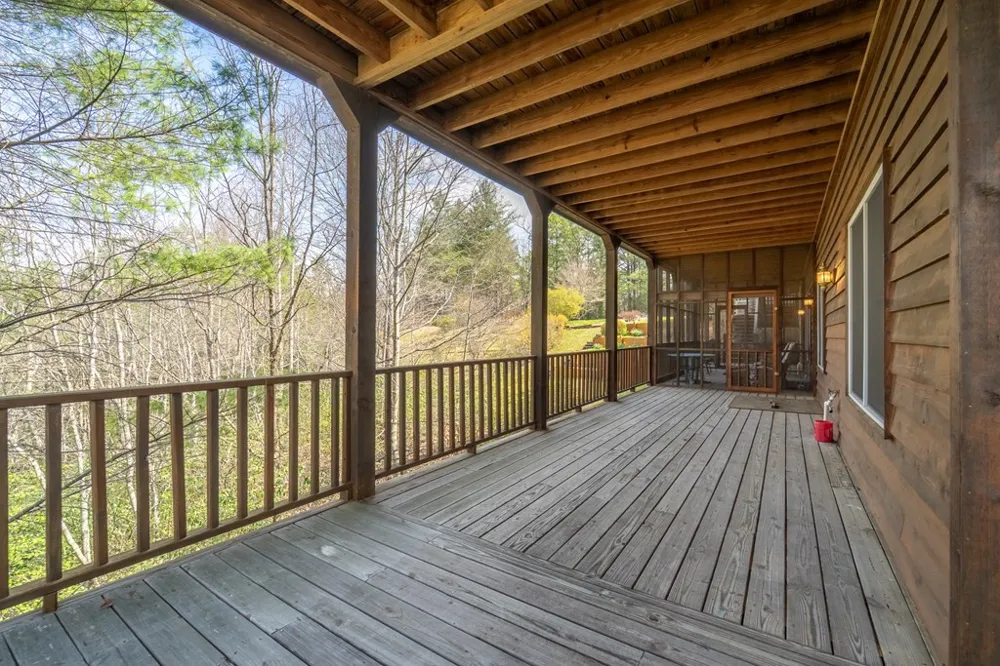 750 Double Springs Drive Almond, NC 28702