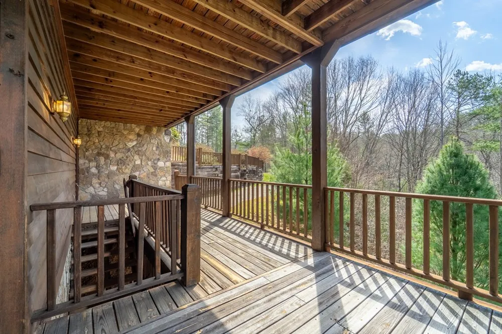 750 Double Springs Drive Almond, NC 28702