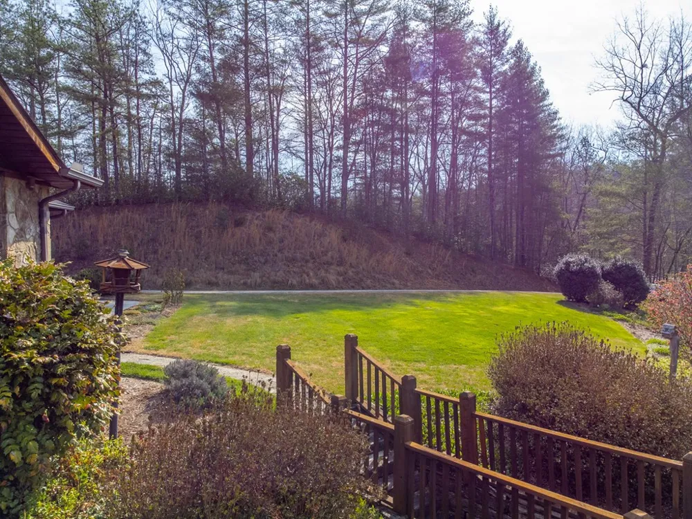 750 Double Springs Drive Almond, NC 28702