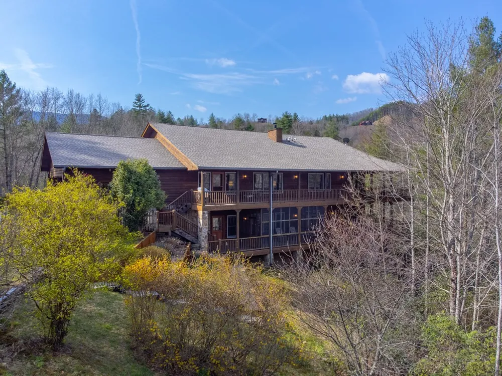 750 Double Springs Drive Almond, NC 28702
