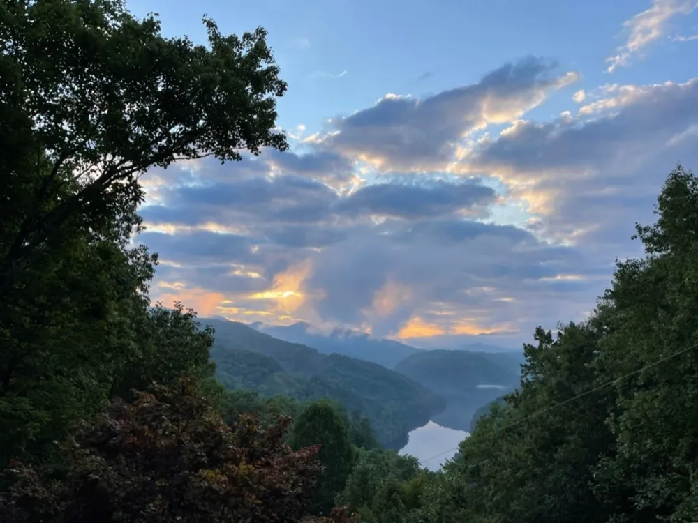 354 Deals Gap Robbinsville, NC 28771
