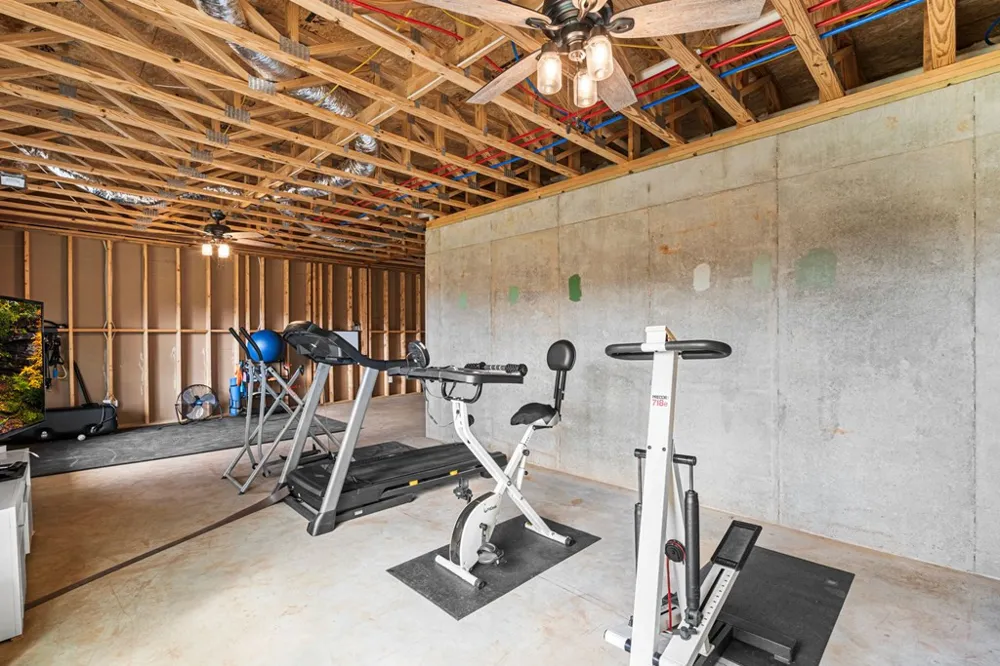 193 Mountain Harbour Drive Hayesville, NC 28904