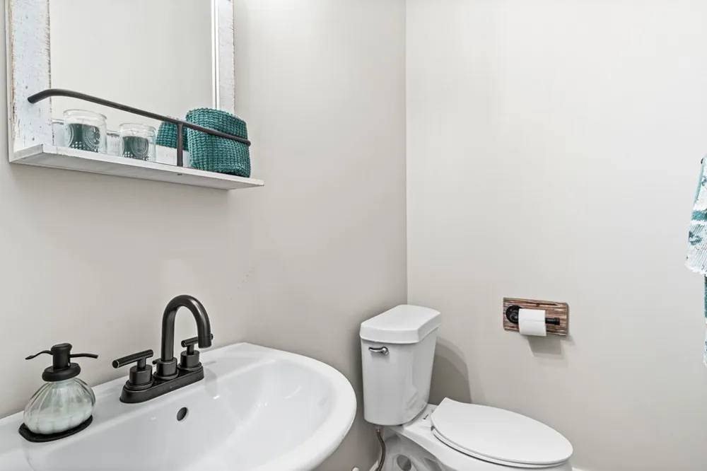 193 Mountain Harbour Drive Hayesville, NC 28904