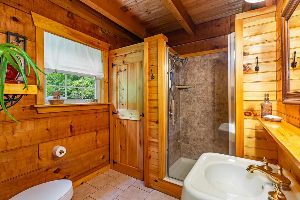 1374 Long Branch Road Marble, NC 28905