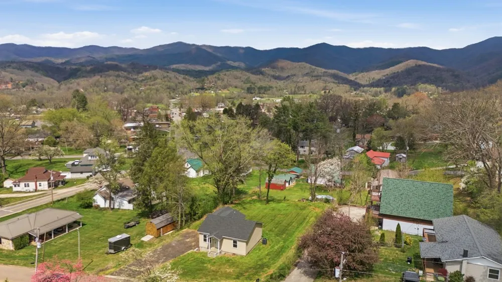 39 Justus Andrews, NC 28901