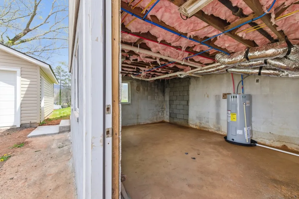 39 Justus Andrews, NC 28901