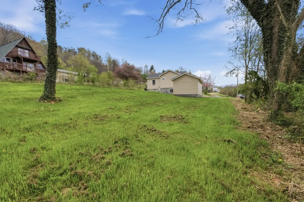 39 Justus Andrews, NC 28901