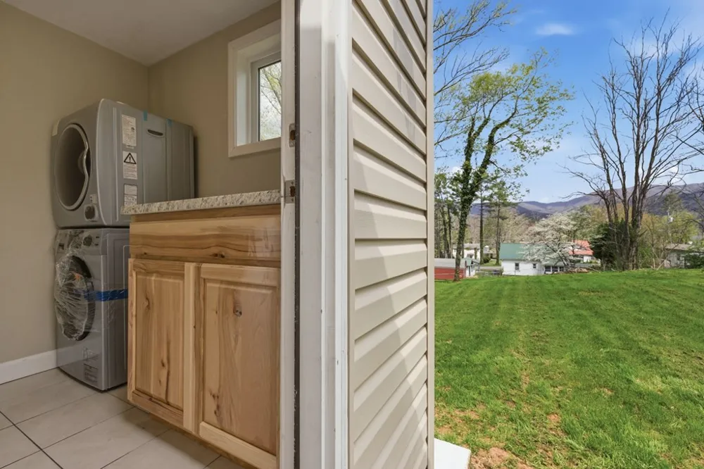 39 Justus Andrews, NC 28901