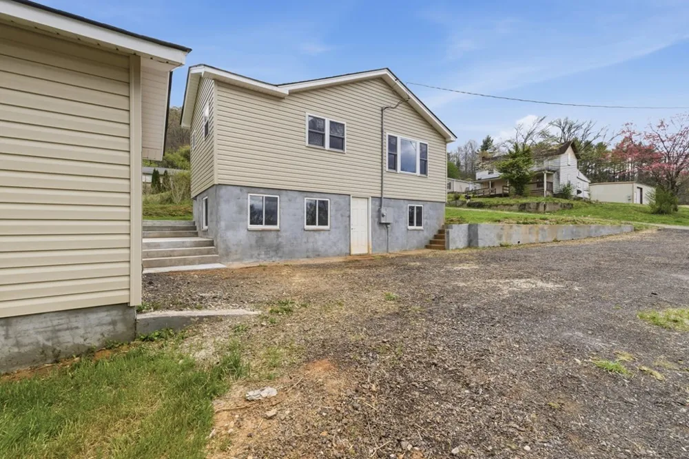 39 Justus Andrews, NC 28901