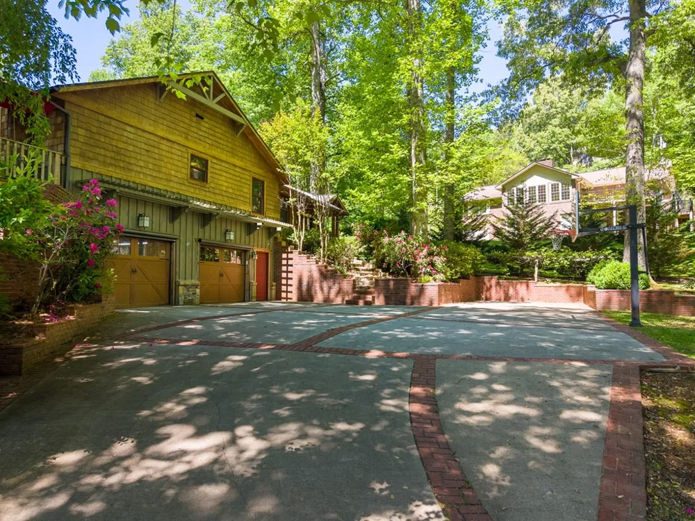 34 Shane Laughter Robbinsville, NC 28771