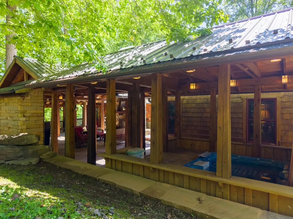34 Shane Laughter Robbinsville, NC 28771