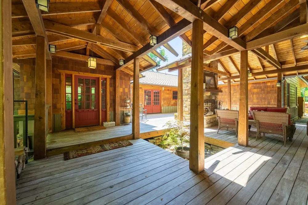 34 Shane Laughter Robbinsville, NC 28771