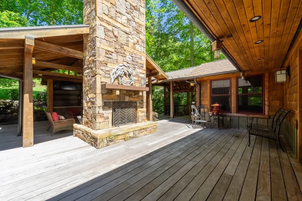 34 Shane Laughter Robbinsville, NC 28771
