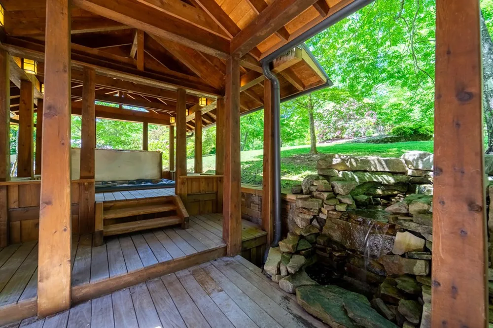34 Shane Laughter Robbinsville, NC 28771