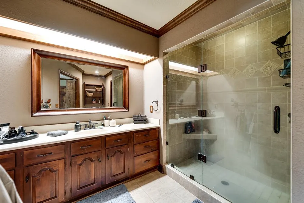 34 Shane Laughter Robbinsville, NC 28771
