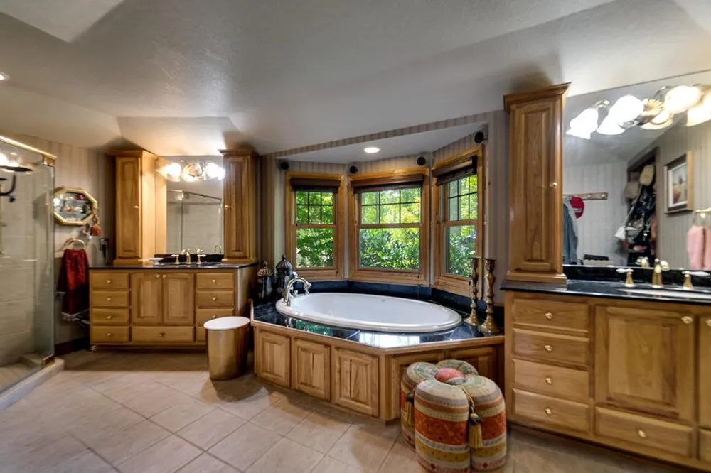 34 Shane Laughter Robbinsville, NC 28771