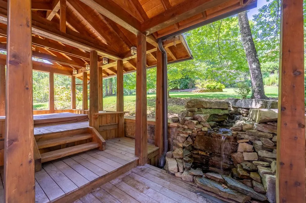 34 Shane Laughter Robbinsville, NC 28771