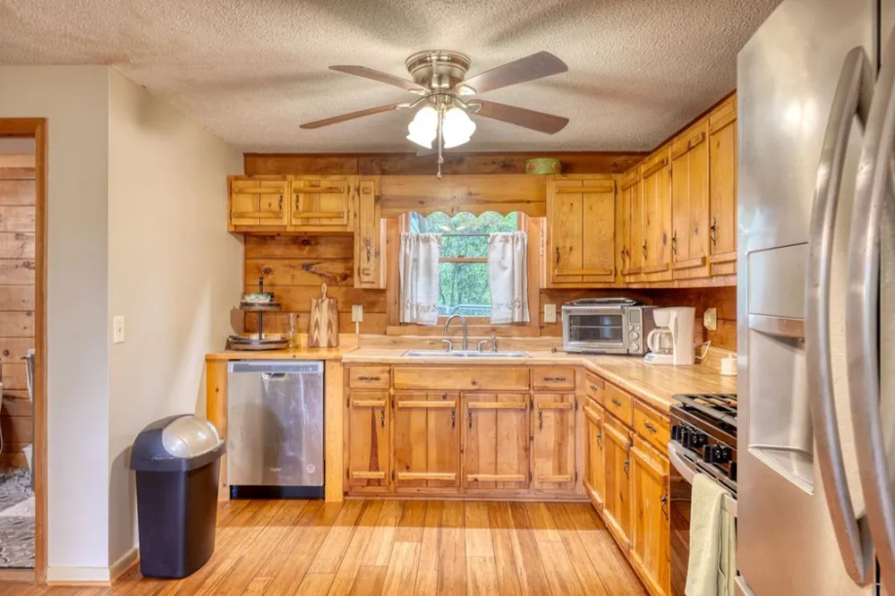 477 Little Snowbird Trail Marble, NC 28905