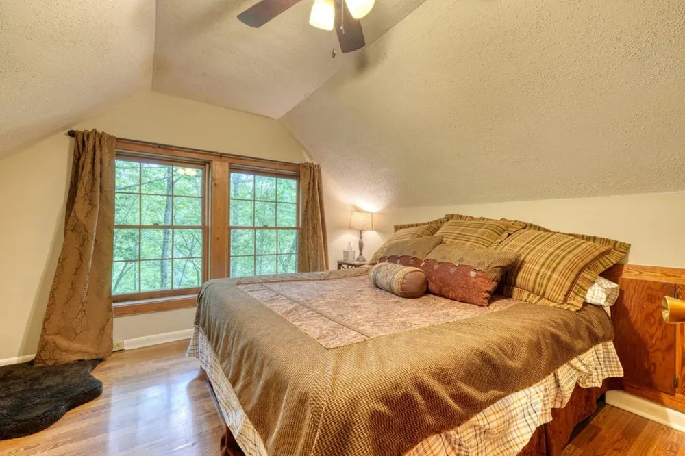 477 Little Snowbird Trail Marble, NC 28905