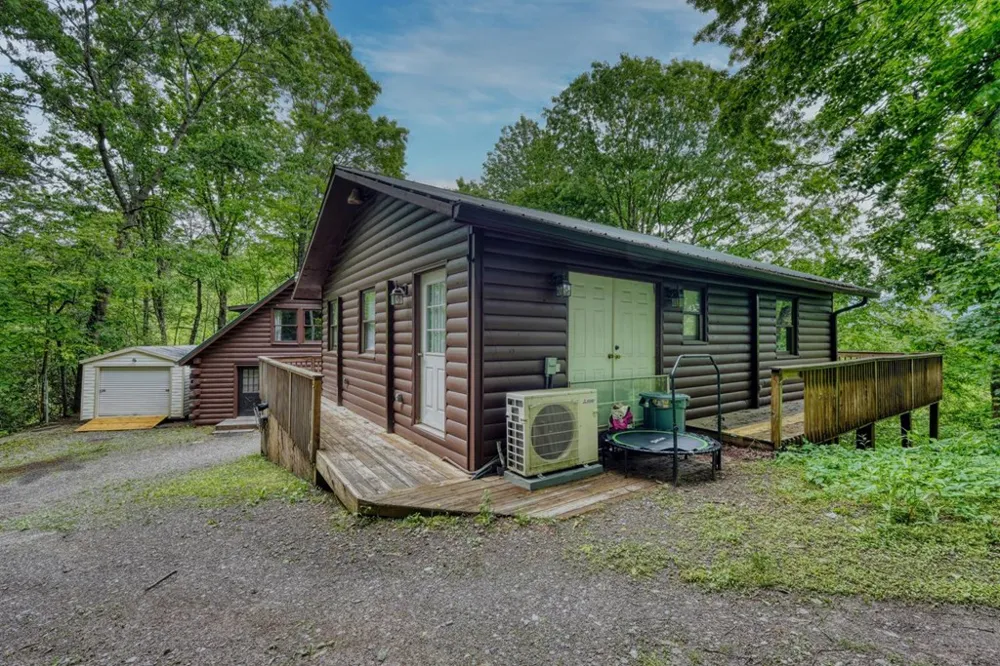 477 Little Snowbird Trail Marble, NC 28905