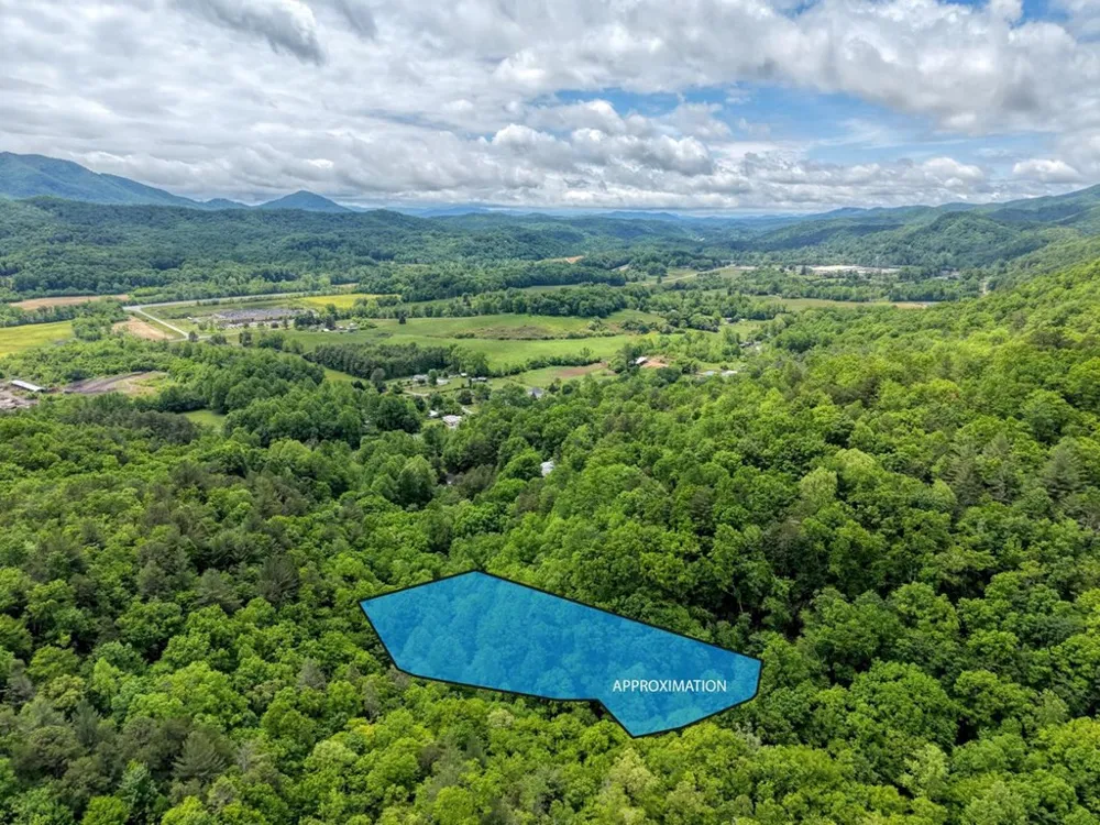 477 Little Snowbird Trail Marble, NC 28905
