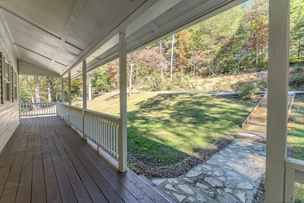 294 Sunnyside Lane Marble, NC 28905