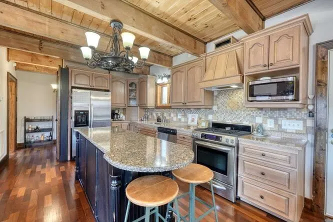 230 Smokin Ridge Hayesville, NC 28904
