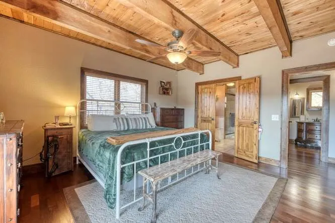 230 Smokin Ridge Hayesville, NC 28904