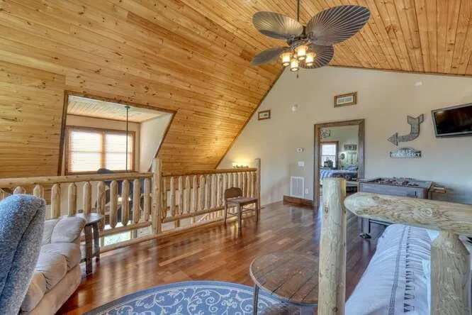 230 Smokin Ridge Hayesville, NC 28904