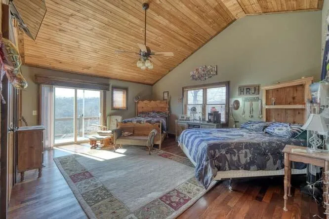 230 Smokin Ridge Hayesville, NC 28904